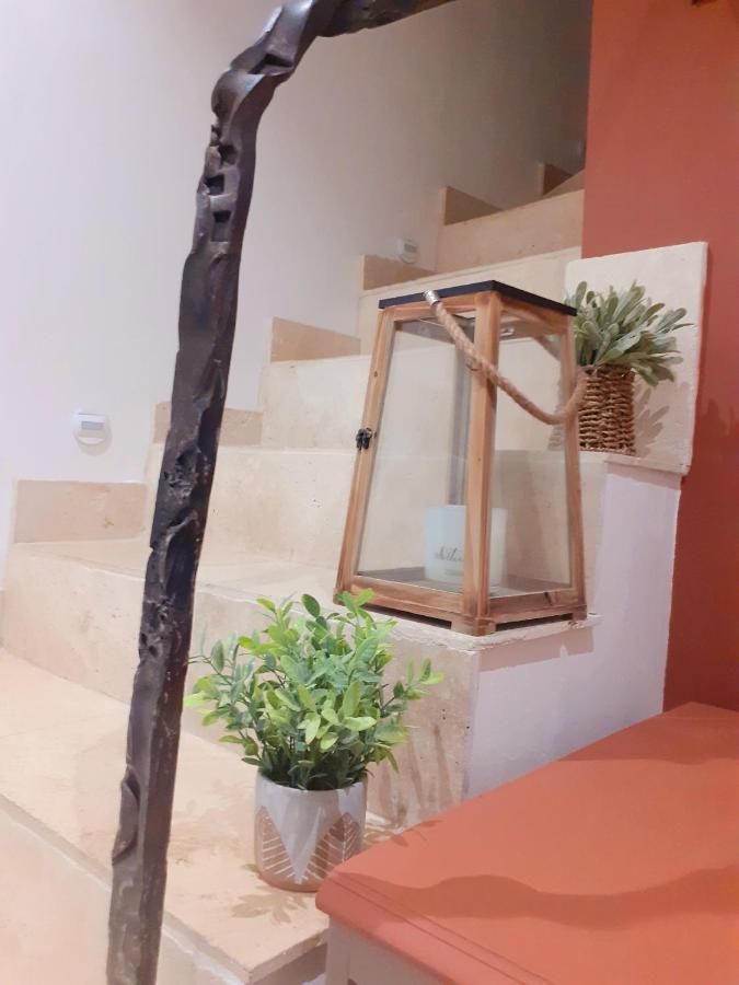 Maison De Village Avec Cour Aux Portes D'Avignon Антрег-сюр-ла-Сорг Экстерьер фото